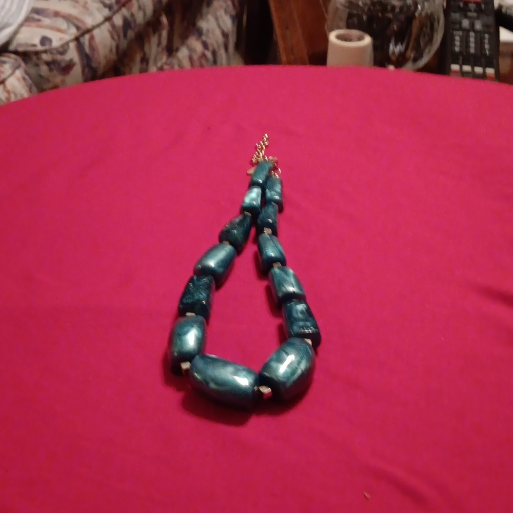 Necklace - Picture 2 of 2
